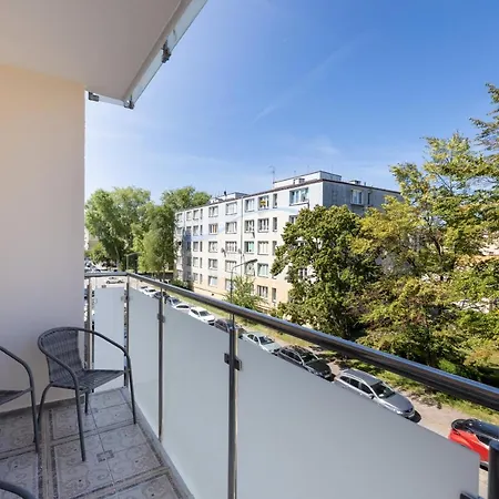 Zrodlana Two-bedroom With Balcony By Renters Apartment *