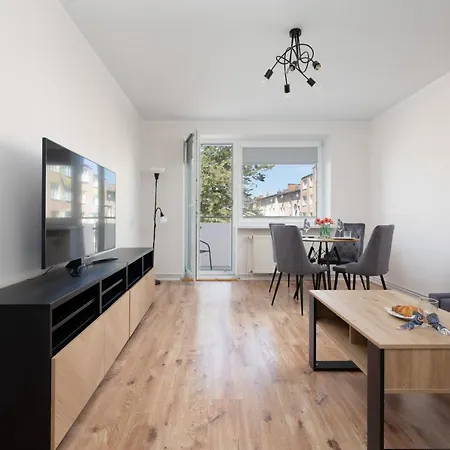 Apartamento źródlana Two-bedroom With Balcony By Renters Kołobrzeg