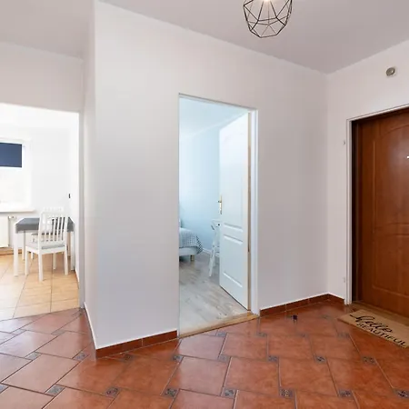 Apartamento źródlana Two-bedroom With Balcony By Renters *