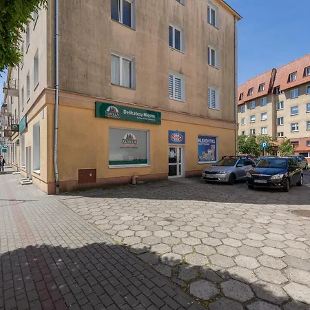 Zrodlana Two-bedroom With Balcony By Renters