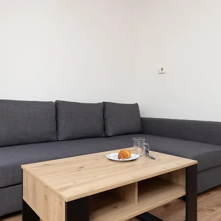 Zrodlana Two-bedroom With Balcony By Renters * Kołobrzeg