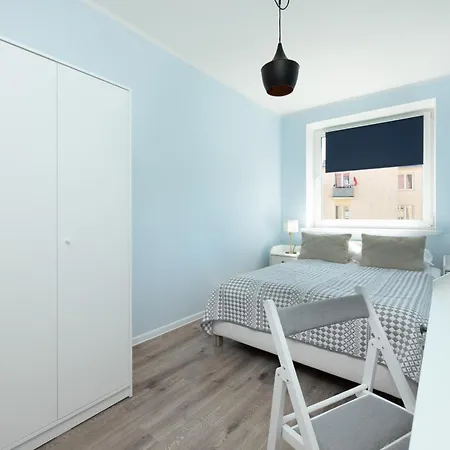 Appartement Zrodlana Two-bedroom With Balcony By Renters Kołobrzeg