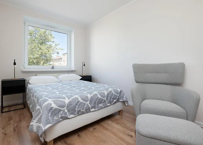 źródlana Two-bedroom With Balcony By Renters Apartament Kołobrzeg