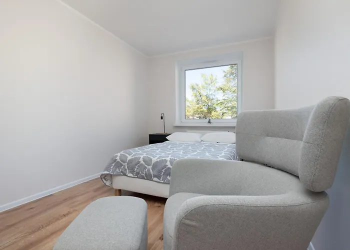 źródlana Two-bedroom With Balcony By Renters Apartament